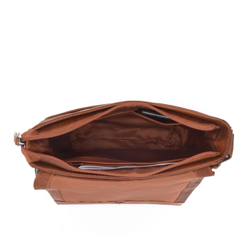Poyem Kožená crossbody taška 2207 hnědá cognac 6