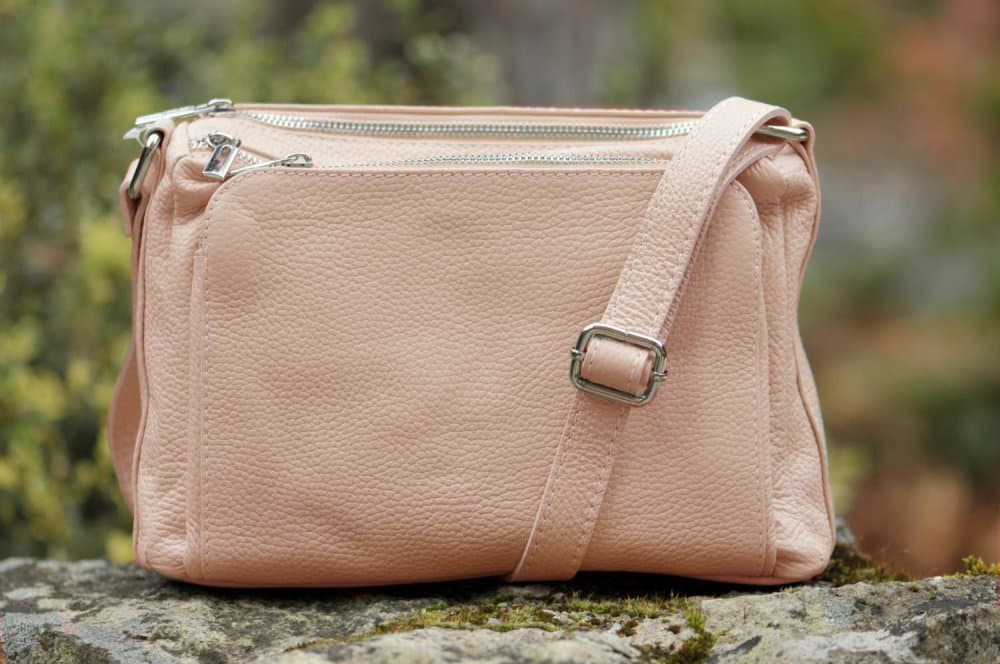 Kožená crossbody kabelka SARA BAGS 5542 růžová pudrová 3