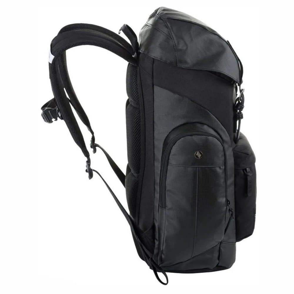 Batoh NITRO DAYPACKER 32 TOUGH BLACK 878101-074 černý 2