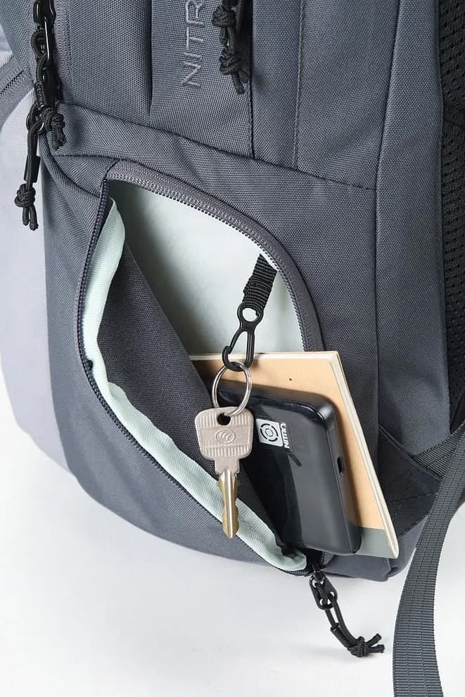 Studentský batoh NITRO FUTURE 35 L HERO GRAPHITE 878102-136 šedý 4