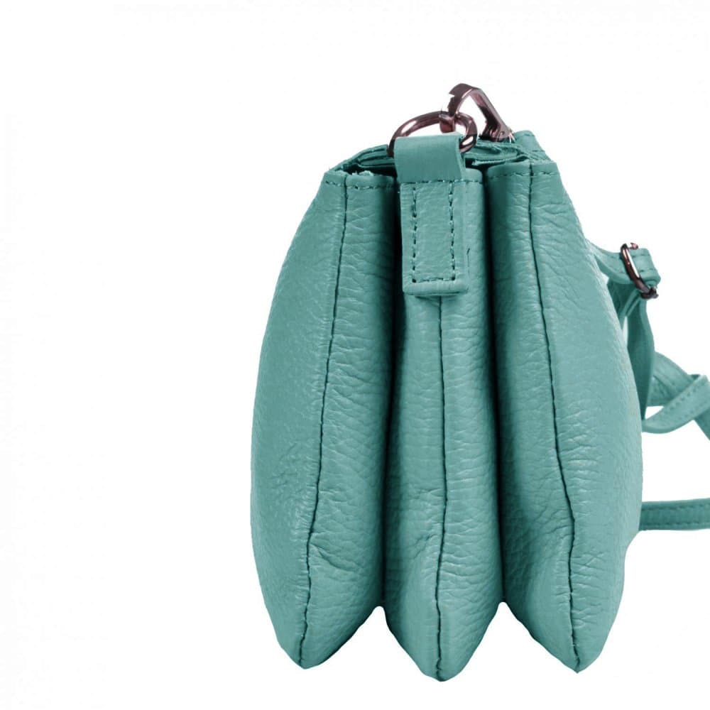 Menší kožená crossbody kabelka 5474 tyrkys 4