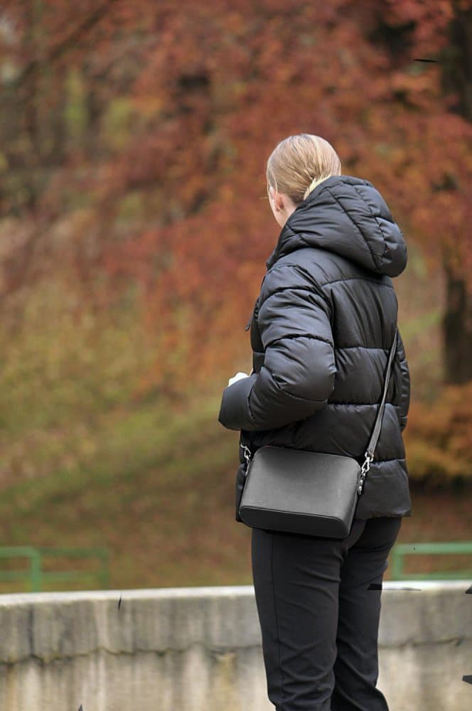 MaxFly dámská kožená kabelka crossbody 5232 šedá 3