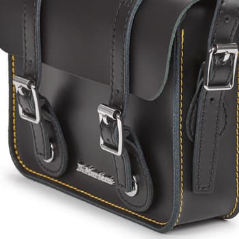 Kabelka přes rameno Dr. Martens 7" Satchel, černá 4