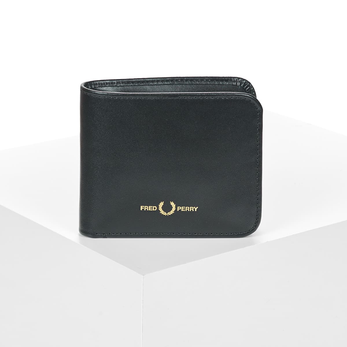 Pánská peněženka Fred Perry Smooth Leather Billfold Wallet
