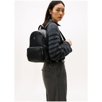 Tommy Hilfiger dámský batoh AW0AW17652 BDS Black 4