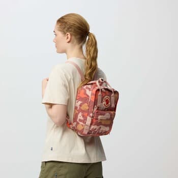 Batoh Fjallraven Kånken Graphics Mini, růžová 4
