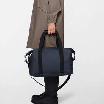Pánská taška Rains 14220r Hilo Weekend Bag Small W3, modrá 3