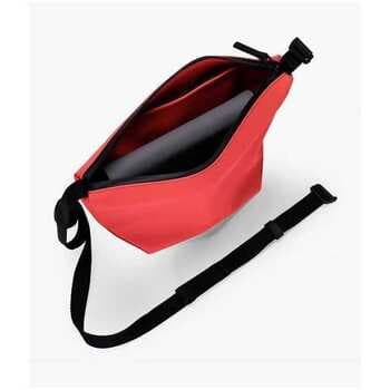 Kabelka Ucon Acrobatics Nola Bag Red 3