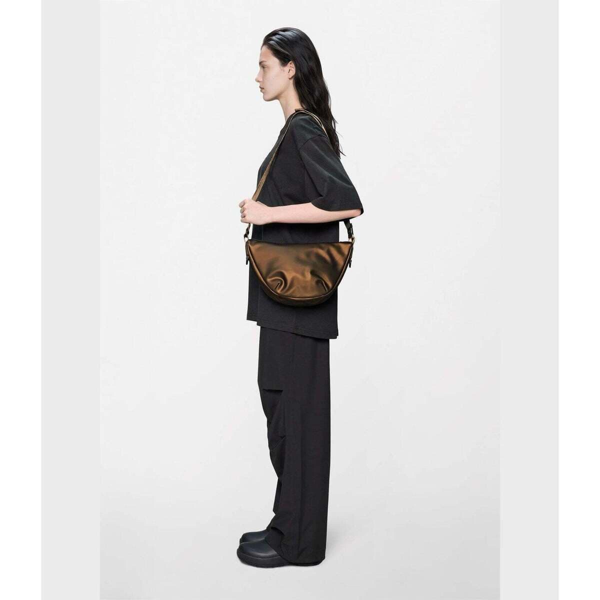 Kabelka Rains Valera Shoulder Bag W3 Comet