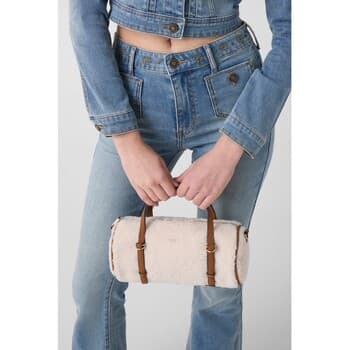 Kabelka Guess Taylor Mini Barrel Satchel 3