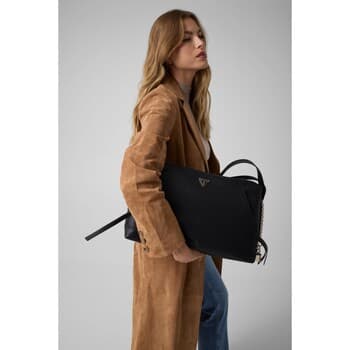 Kabelka Guess Devon Large Shoulder Bag, černá 2