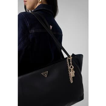 Kabelka Guess Devon 3 Comp Tote, černá 3