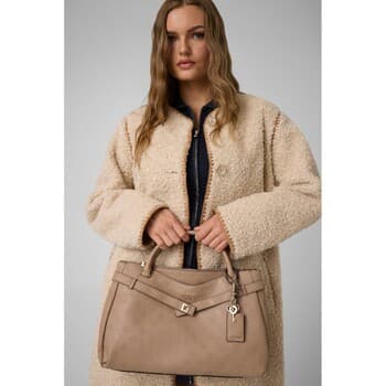 Kabelka Guess Ella Logo Lrg Gfriend Satchel 2
