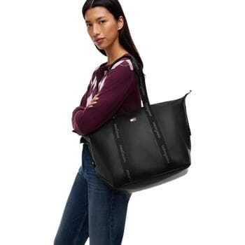 Kabelka Tommy Hilfiger TJW Daily Elevated Tote AW0AW19046 2