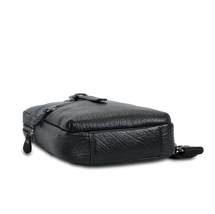 VALMIO Černá kožená crossbody taška Varden 6