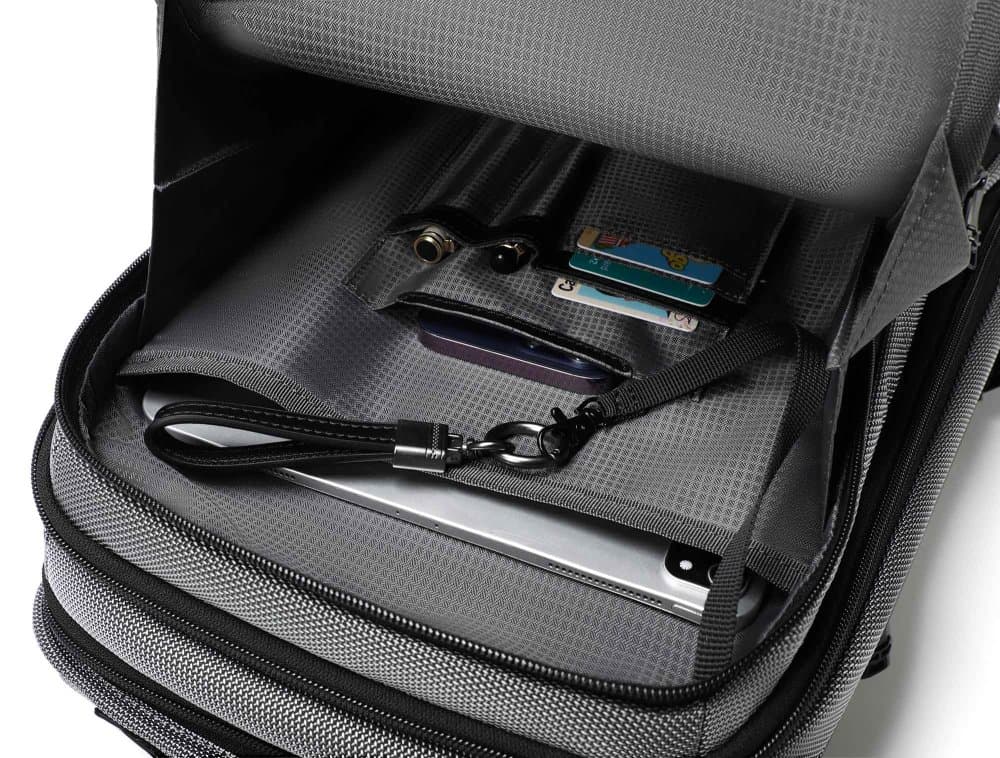 VALMIO Městský batoh na notebook Stelio Šedá Objem 13 L/14" 4