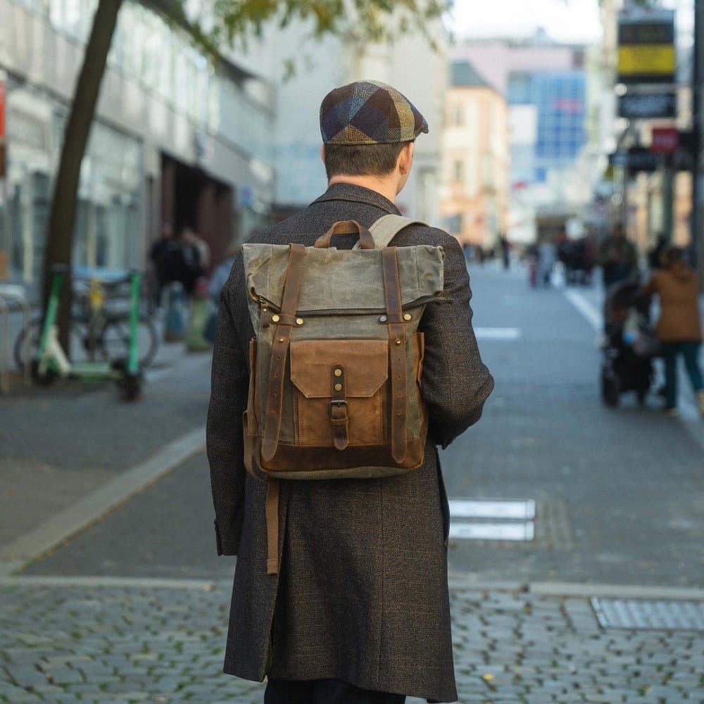 VALMIO Městský batoh Gwood - olivový Zelená Objem 15 L 5