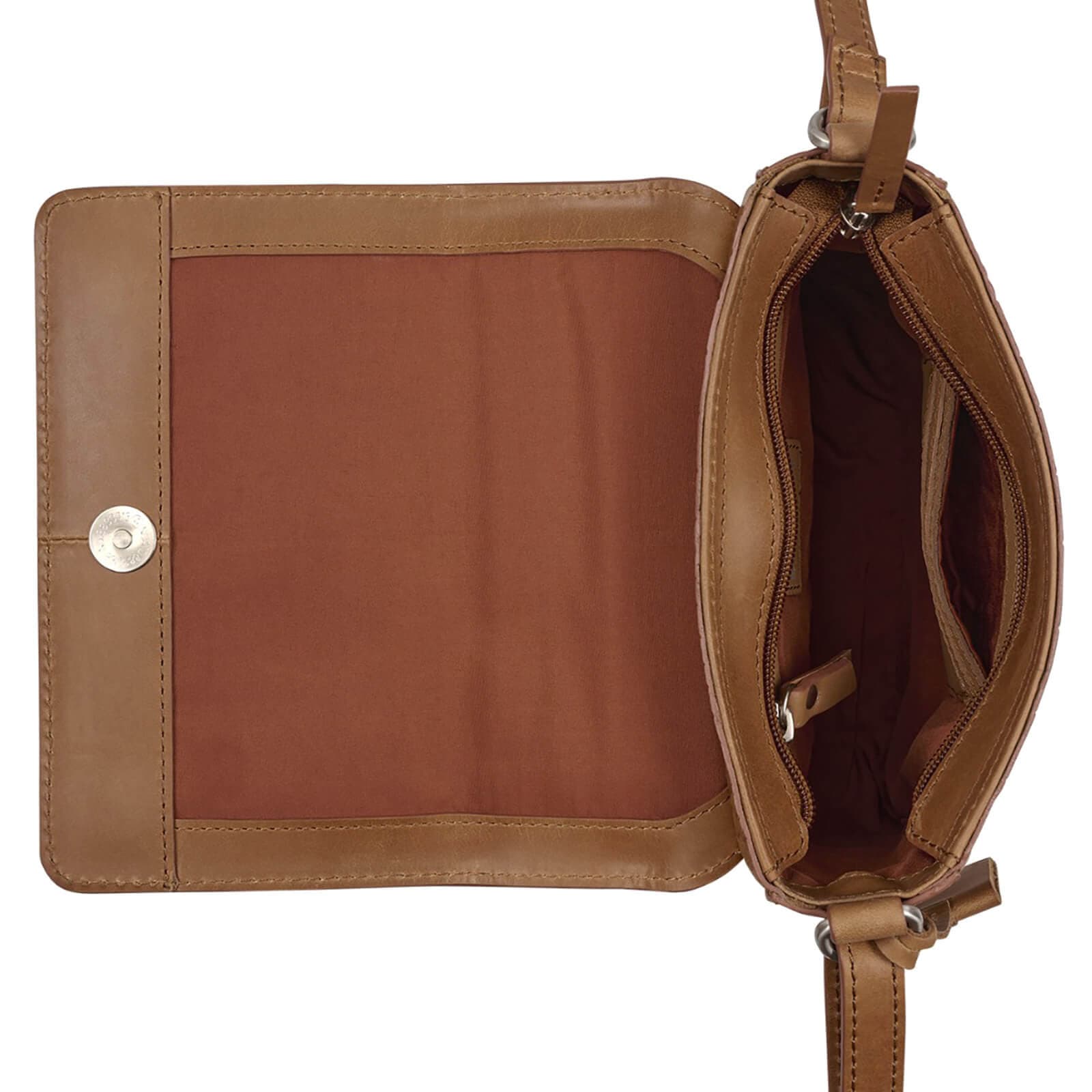 Crossbody kožená kabelka Burkely Fia, hnědá 4
