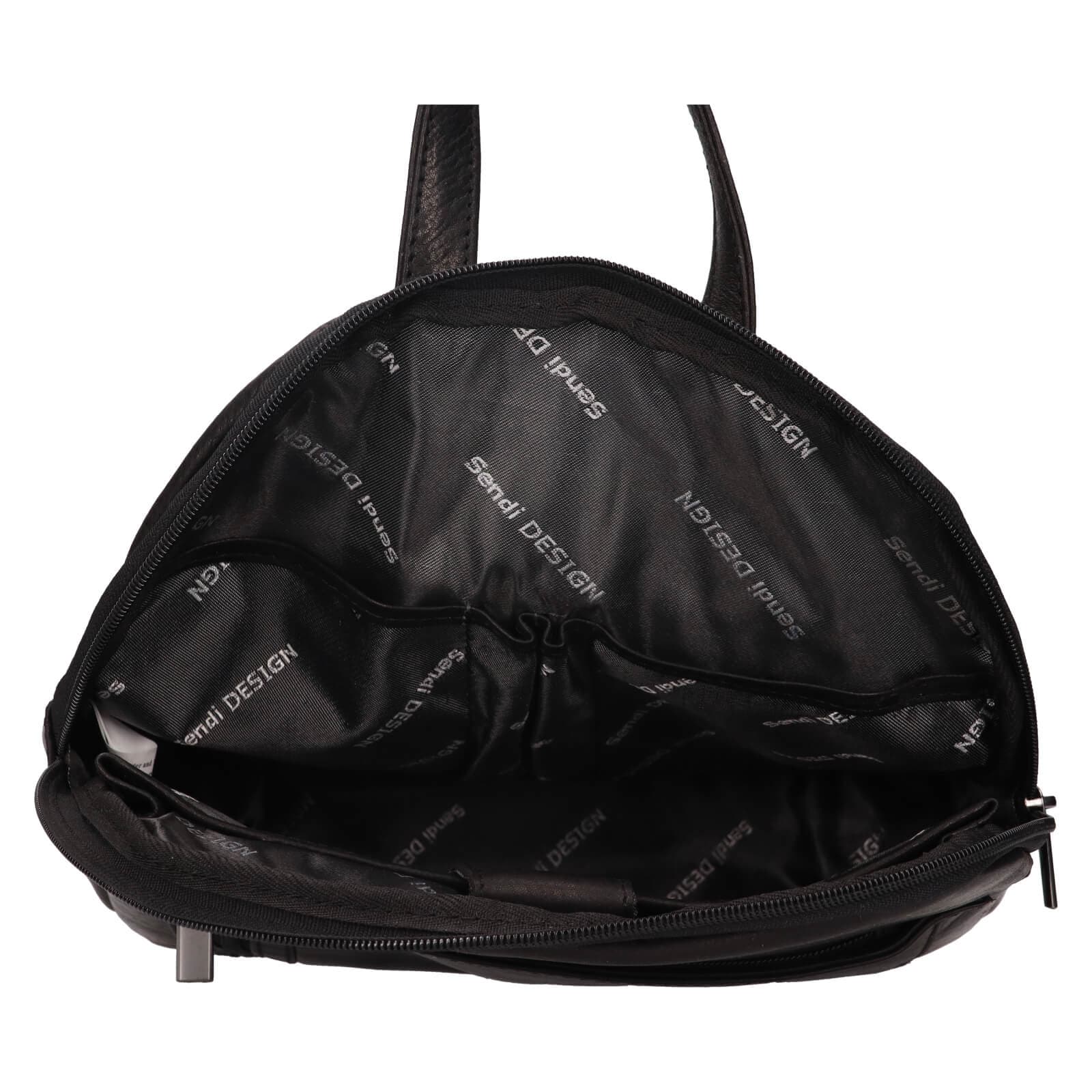 Kožený batoh SendiDesign Karla, černá 5