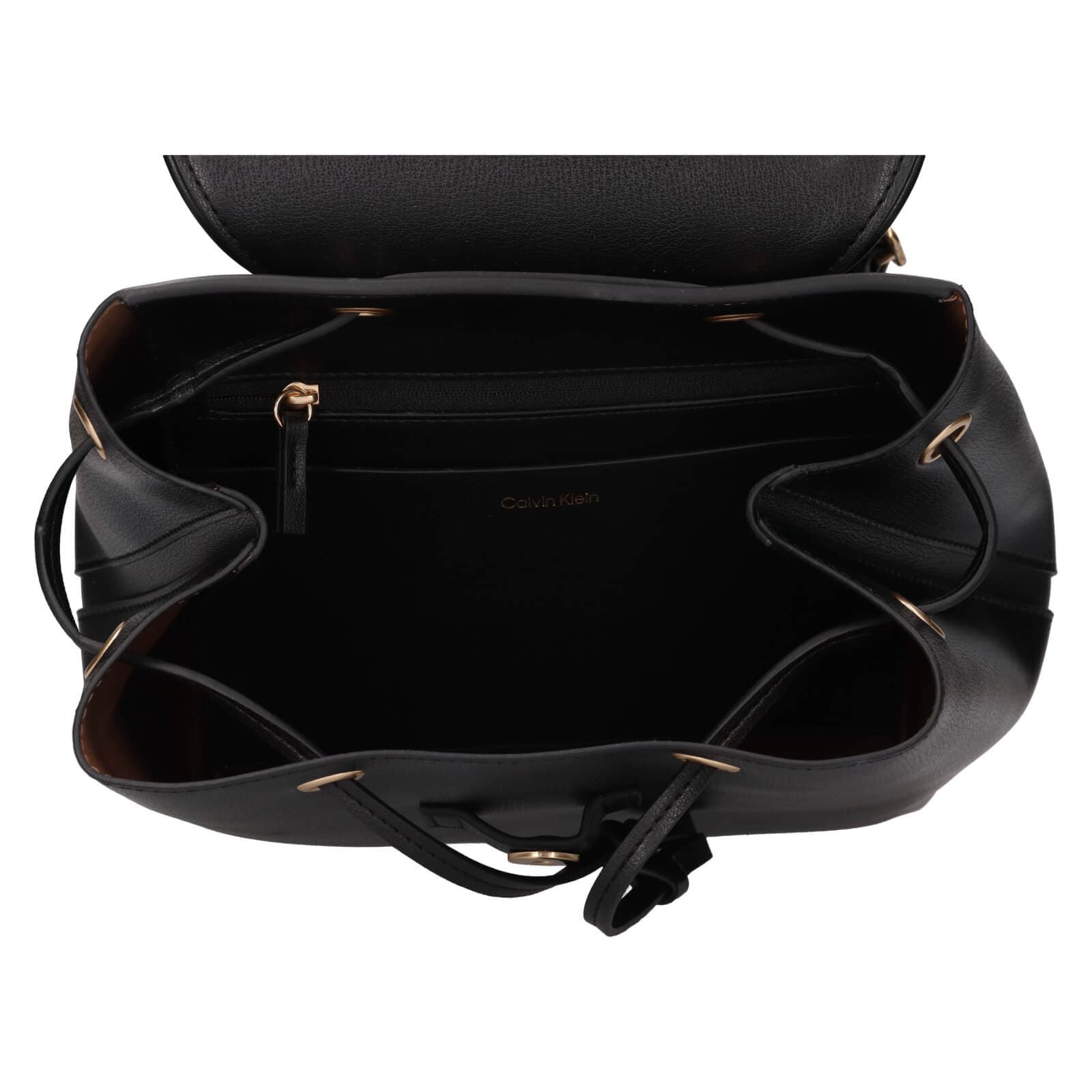 Batoh Calvin Klein Marika, černá 5