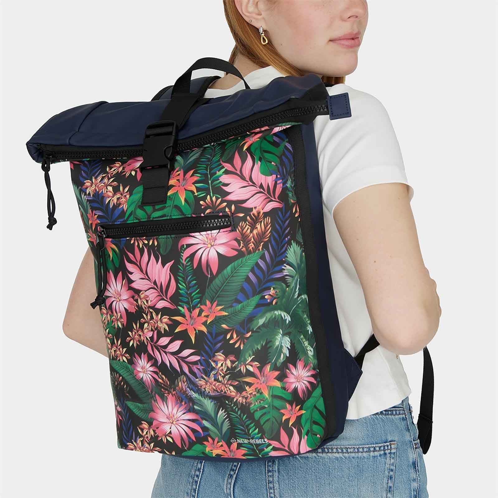 Velký rolovací batoh New Rebels Tropic 5