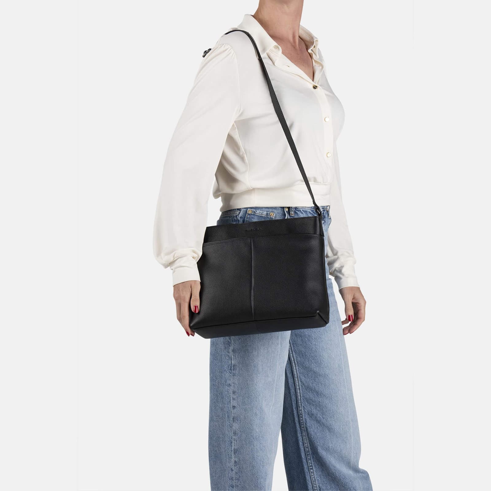 Crossbody kožená kabelka Burkely Casey, černá 5