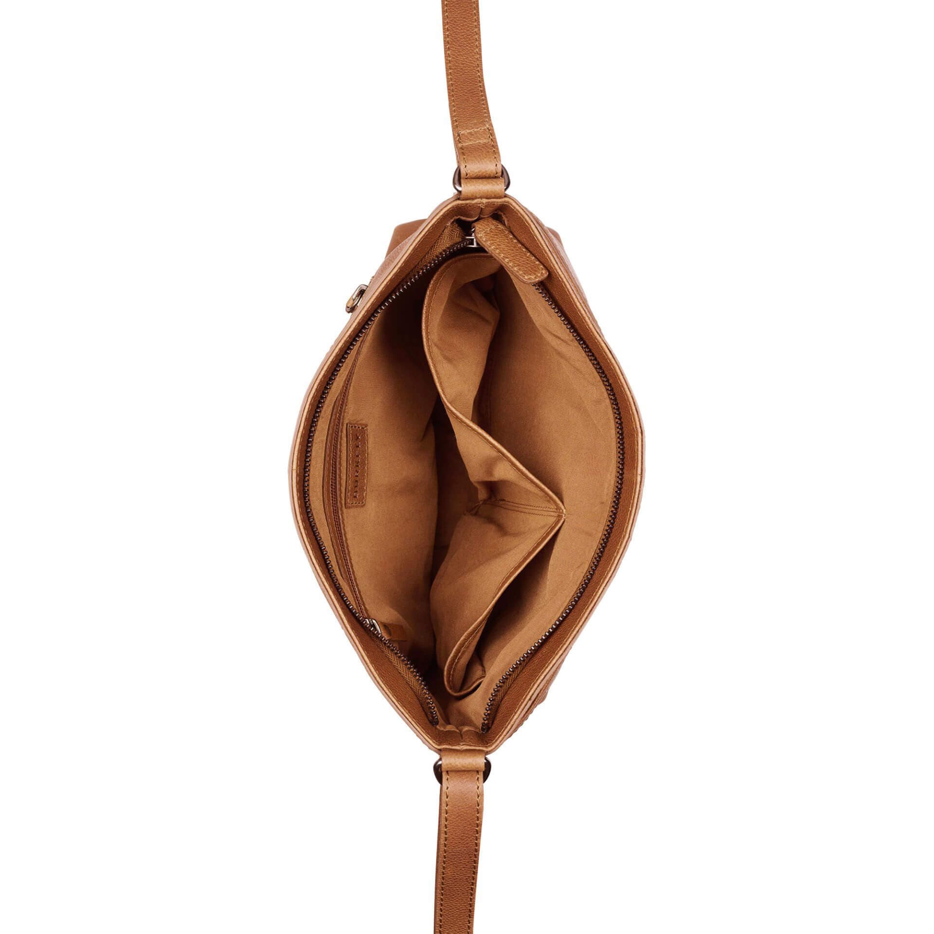 Crossbody kožená kabelka Burkely Casey, hnědá 4