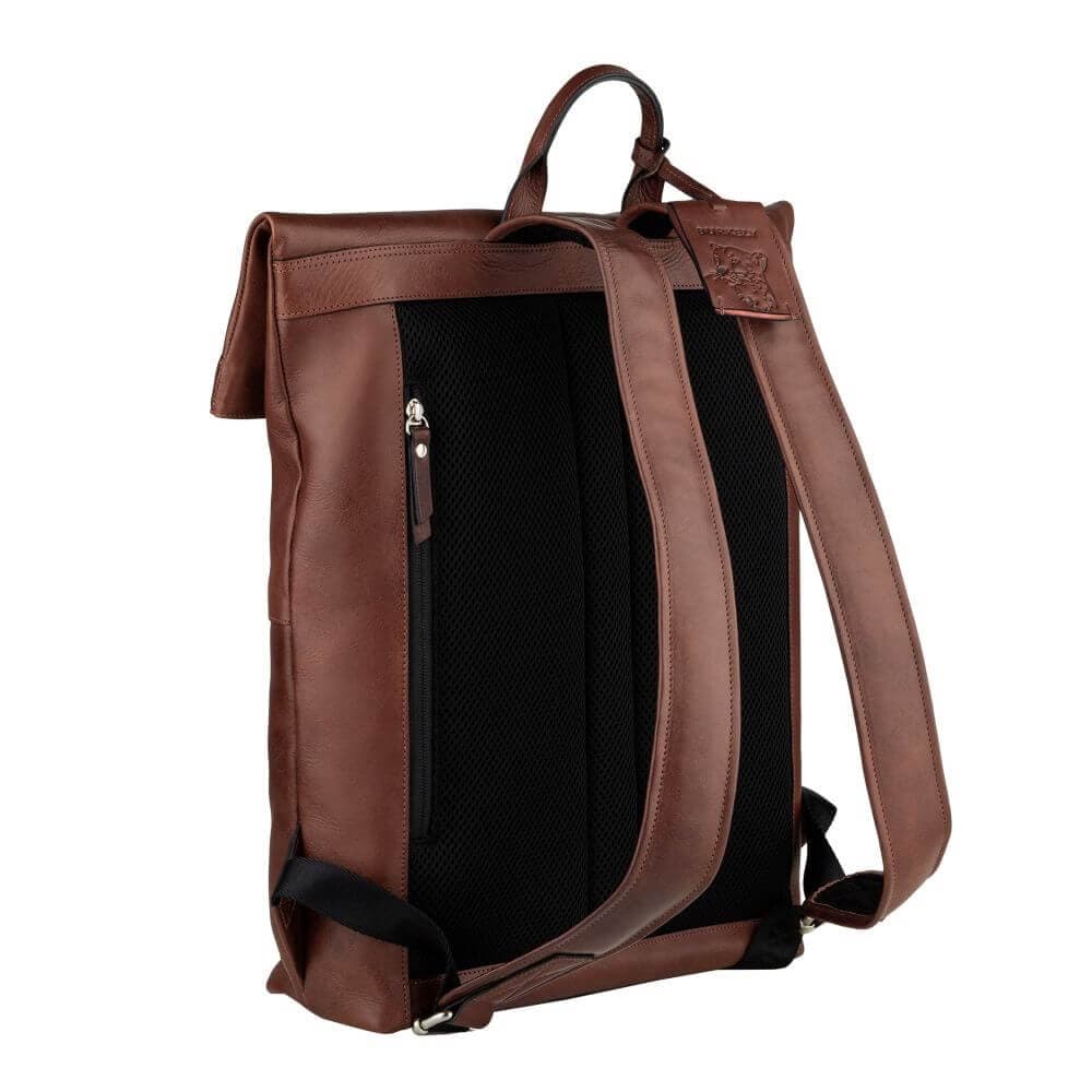 Trendy kožený batoh Burkely Rolltop 3
