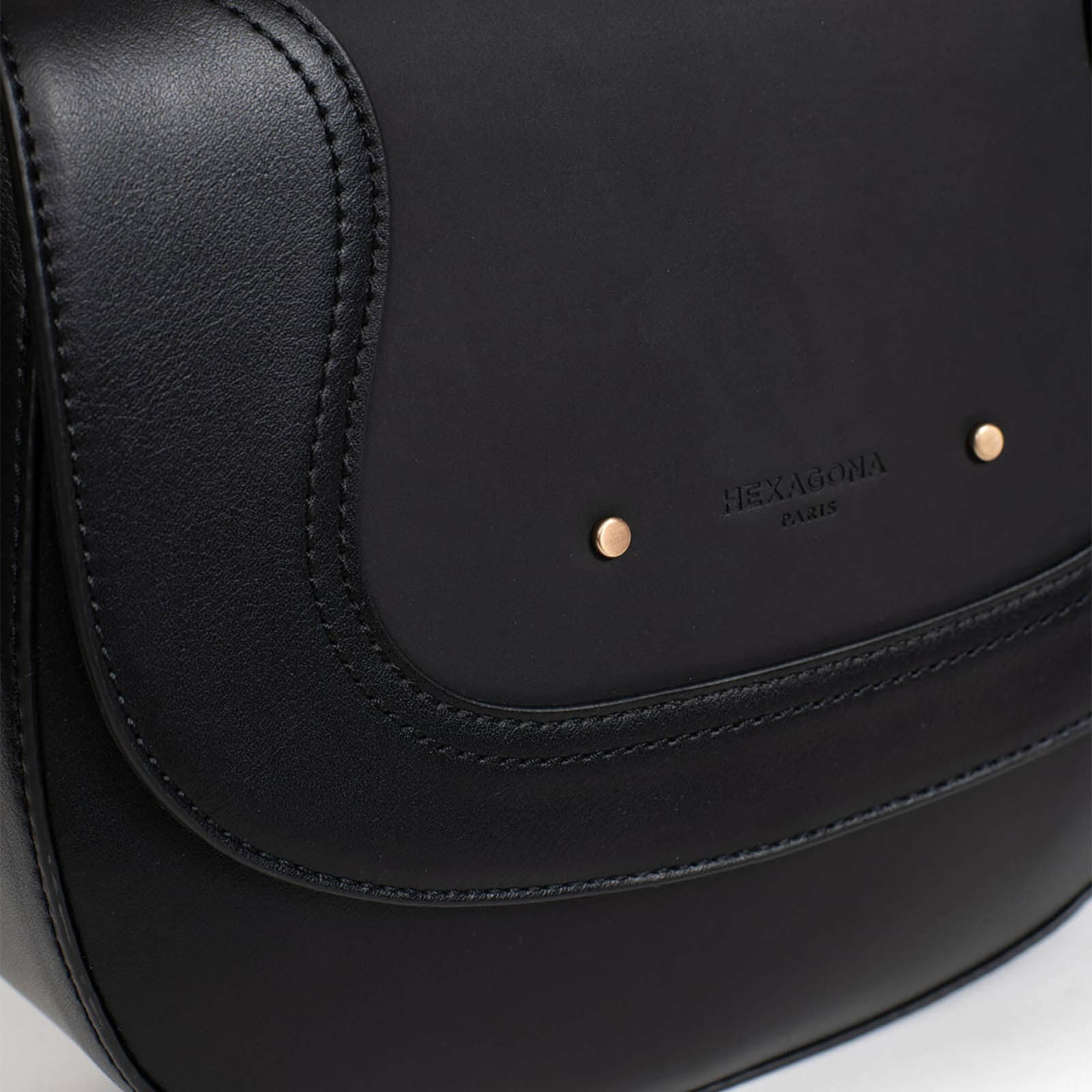 Crossbody kabelka Hexagona Irma, černá 4