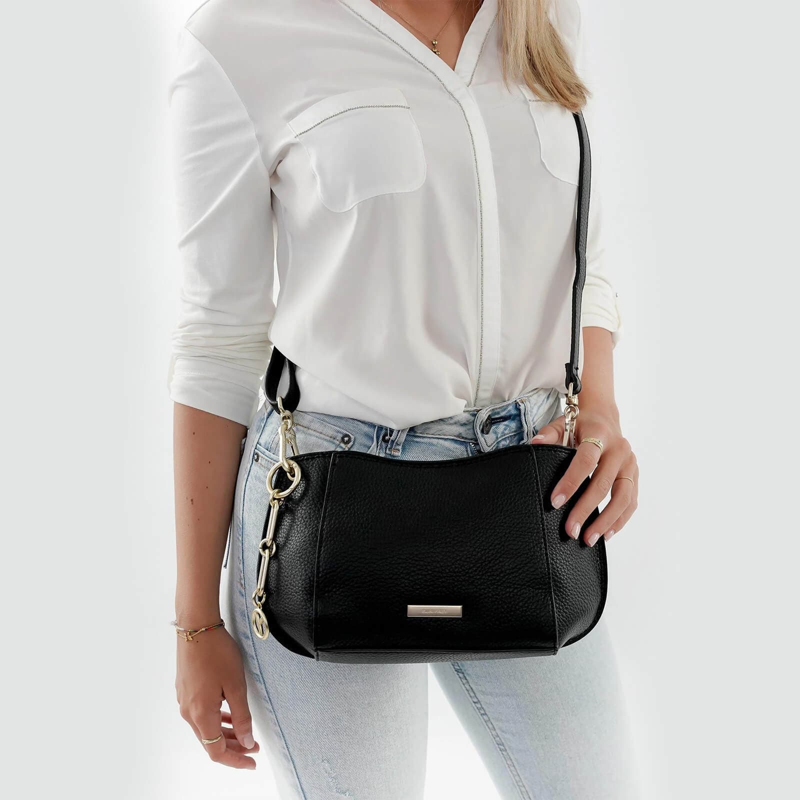 Crossbody Suri Frey Belda, černá 6